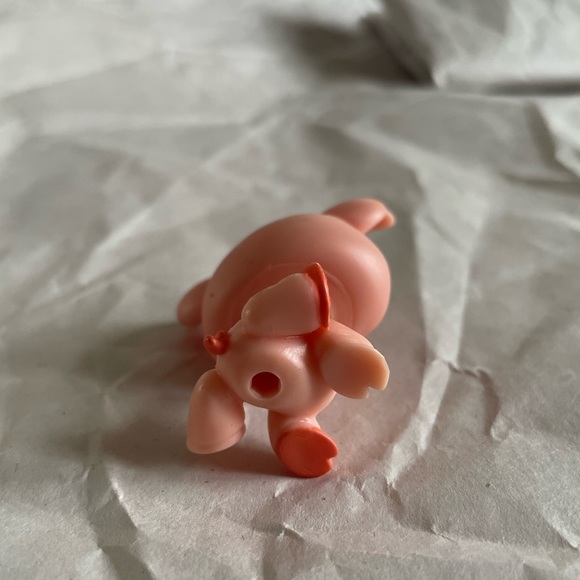 Littlest Pet Shop Pink Pig - Picture 4 of 4